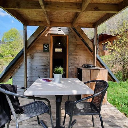 Camping Les Vernieres La Bourboule Sancy Экстерьер фото