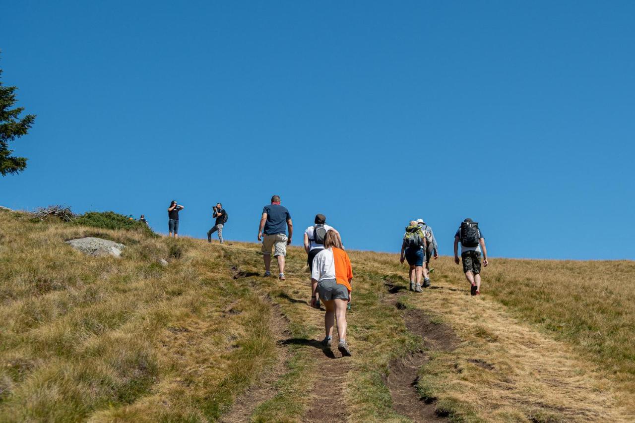Camping Les Vernieres La Bourboule Sancy Экстерьер фото