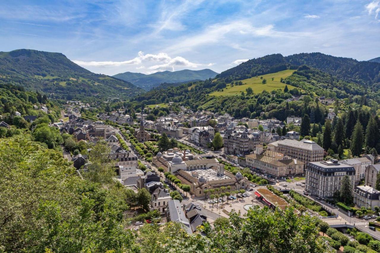 Camping Les Vernieres La Bourboule Sancy Экстерьер фото
