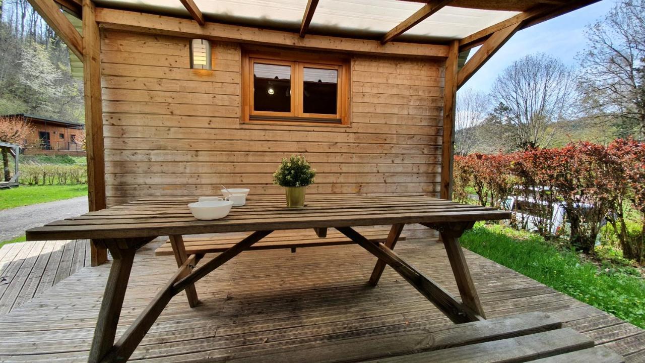 Camping Les Vernieres La Bourboule Sancy Экстерьер фото