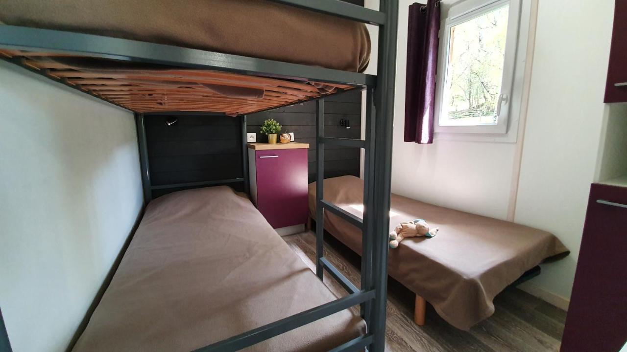 Camping Les Vernieres La Bourboule Sancy Экстерьер фото